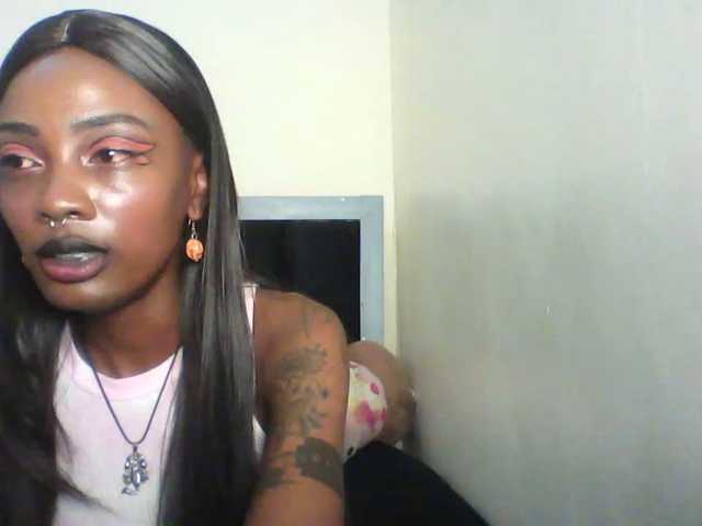 Calin33 live cam on BongaCams