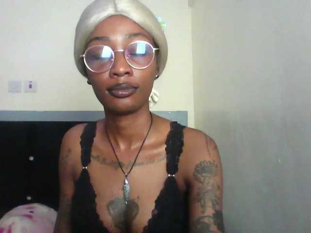 Calin33 live cam on BongaCams