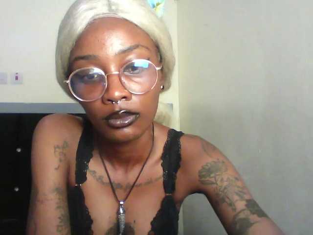 Calin33 live cam on BongaCams
