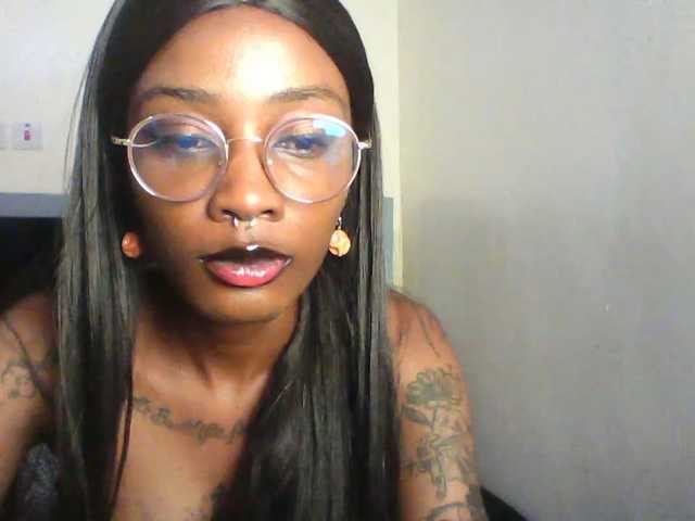 Calin33 live cam on BongaCams