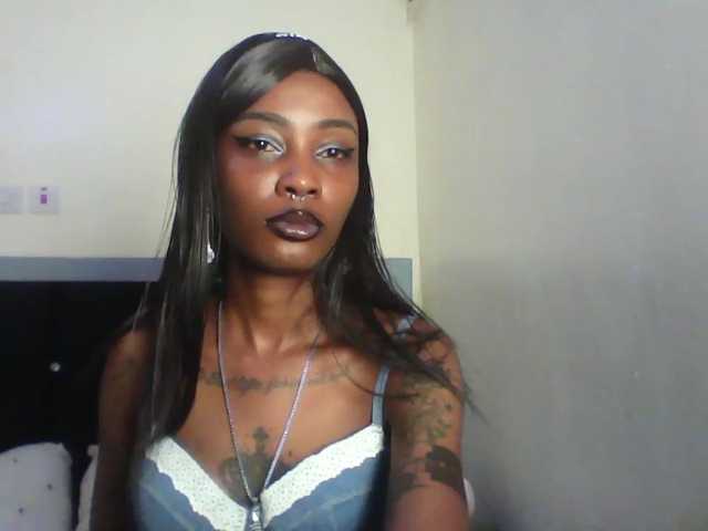 Calin33 live cam on BongaCams