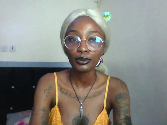 Calin33 live cam on BongaCams