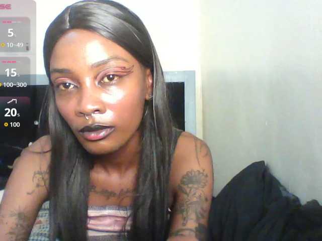 Calin33 live cam on BongaCams