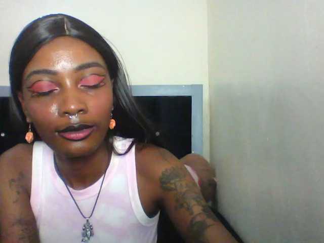 Calin33 live cam on BongaCams