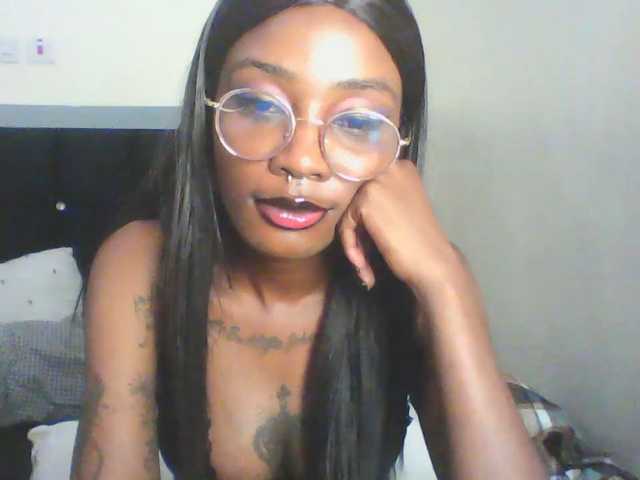 Calin33 live cam on BongaCams