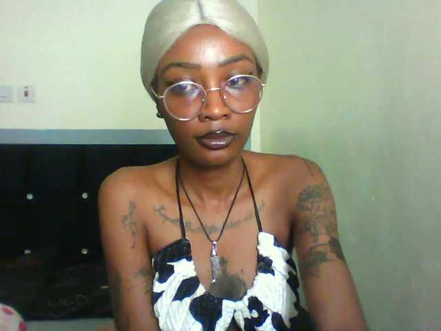 Calin33 live cam on BongaCams