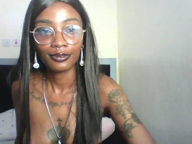 Calin33 live cam on BongaCams