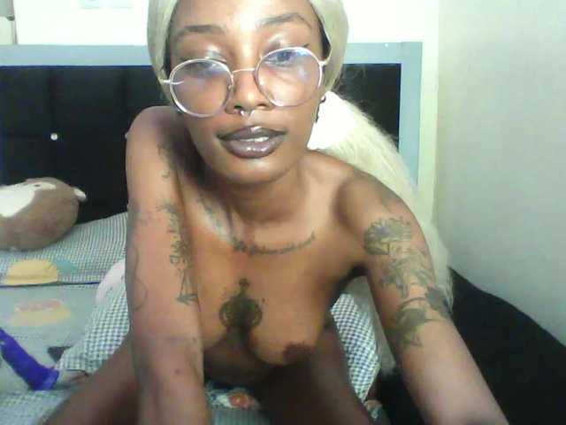 Calin33 live cam on BongaCams