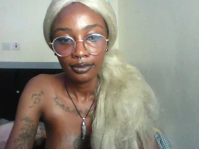 Calin33 live cam on BongaCams