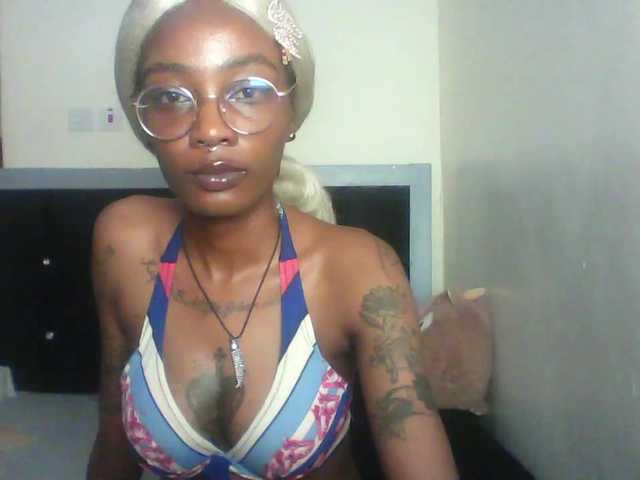 Calin33 live cam on BongaCams