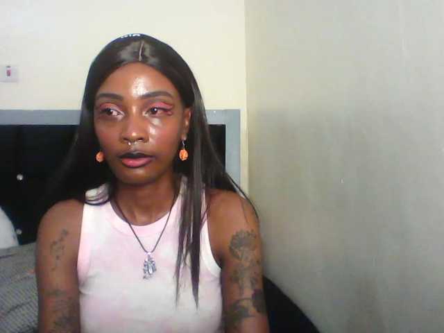 Calin33 live cam on BongaCams
