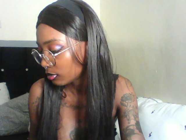 Calin33 live cam on BongaCams