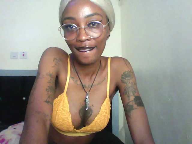 Calin33 live cam on BongaCams