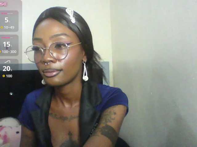 Calin33 live cam on BongaCams