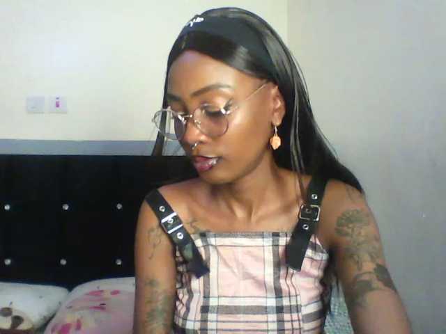 Calin33 live cam on BongaCams