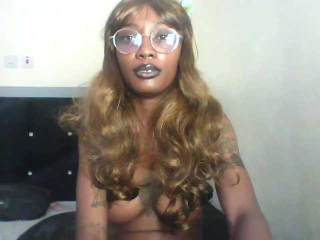Calin33 live cam on BongaCams