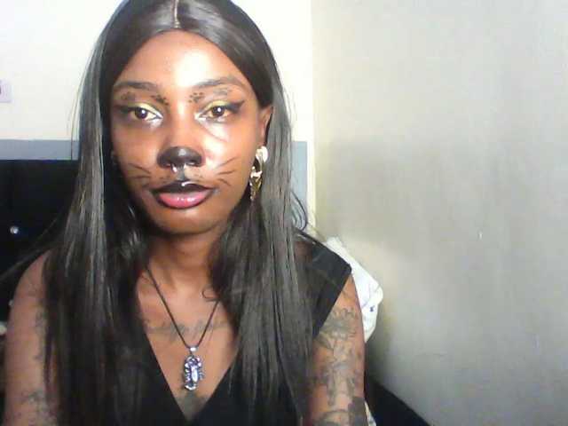 Calin33 live cam on BongaCams