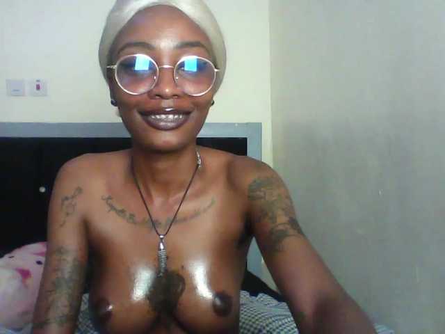 Calin33 live cam on BongaCams