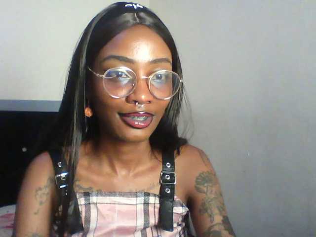 Calin33 live cam on BongaCams