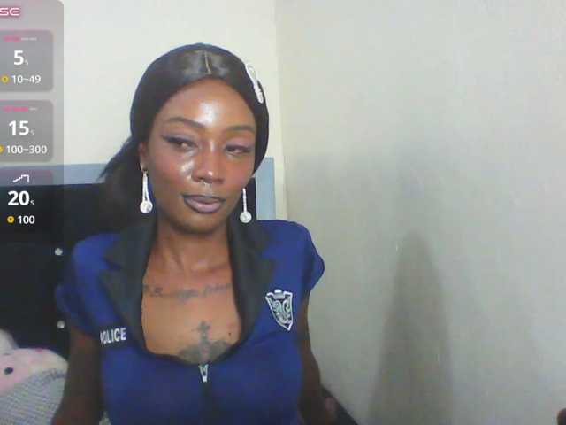 Calin33 live cam on BongaCams