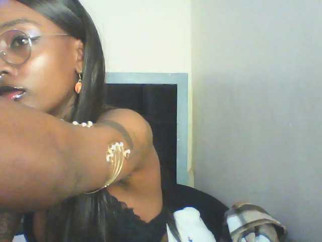 Calin33 live cam on BongaCams
