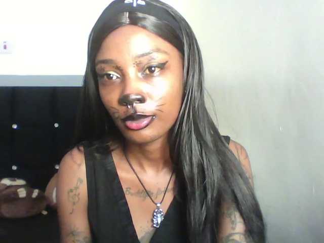 Calin33 live cam on BongaCams