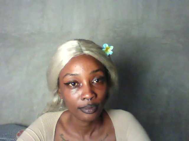 Calin33 live cam on BongaCams