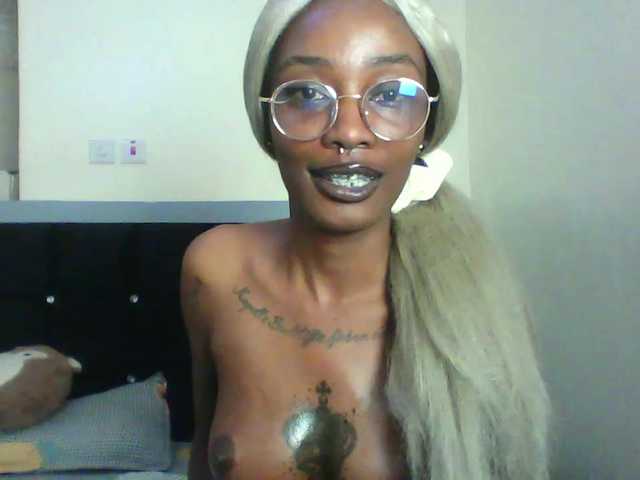 Calin33 live cam on BongaCams