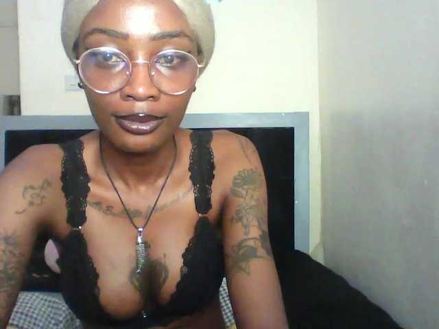 Calin33 live cam on BongaCams