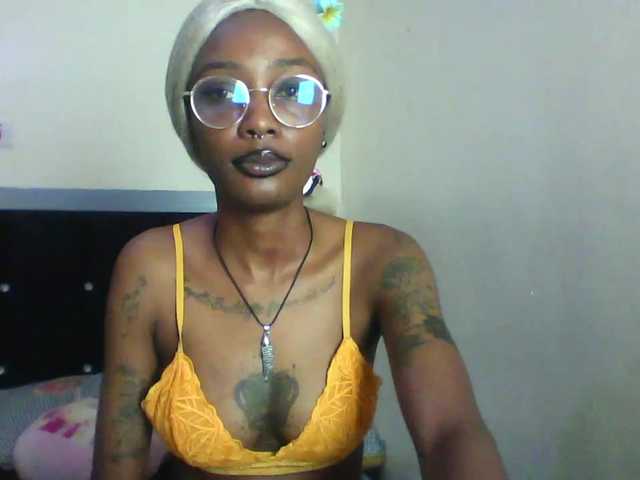 Calin33 live webcam show