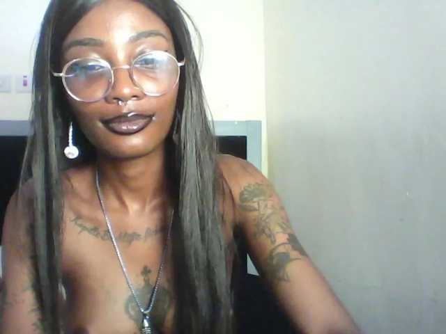Calin33 live cam on BongaCams