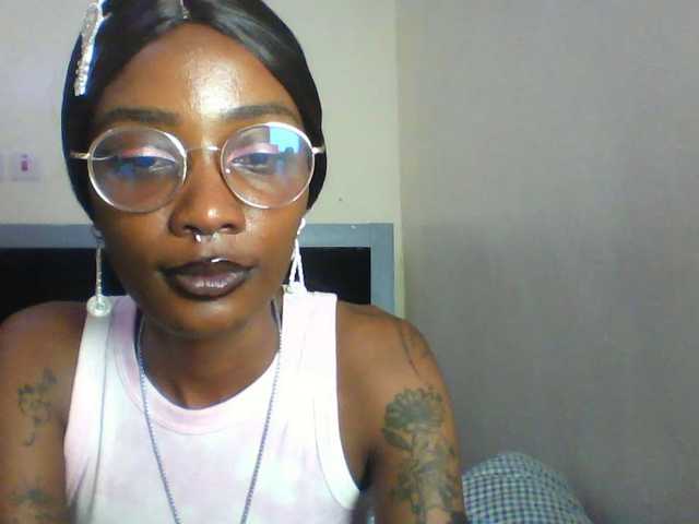 Calin33 live cam on BongaCams