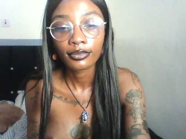 Calin33 live cam on BongaCams