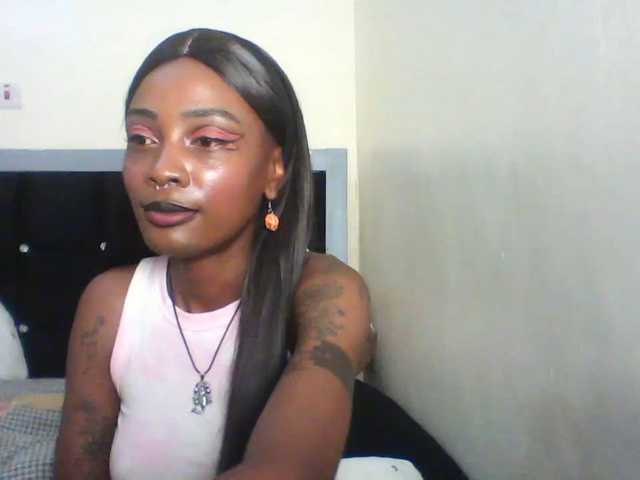 Calin33 live cam on BongaCams