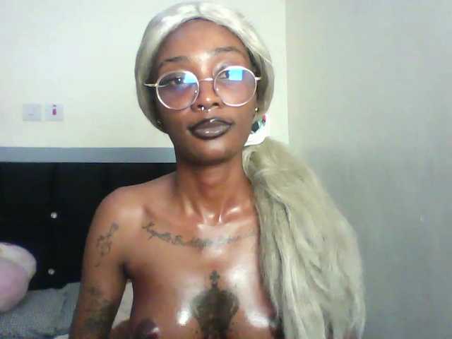 Calin33 live cam on BongaCams