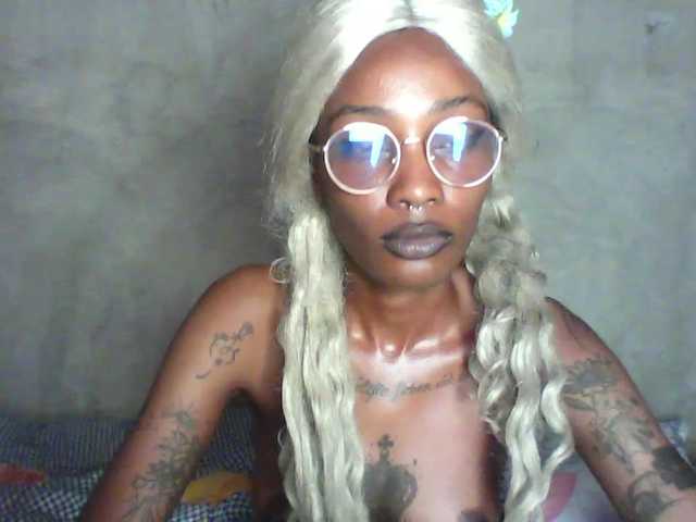 Calin33 live cam on BongaCams