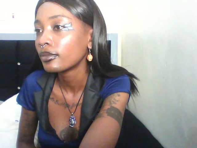 Calin33, en vivo ahora en BongaCams