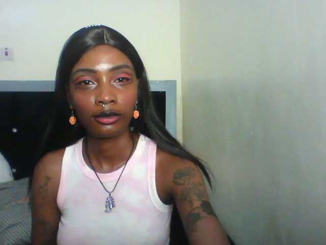 Calin33 live cam on BongaCams