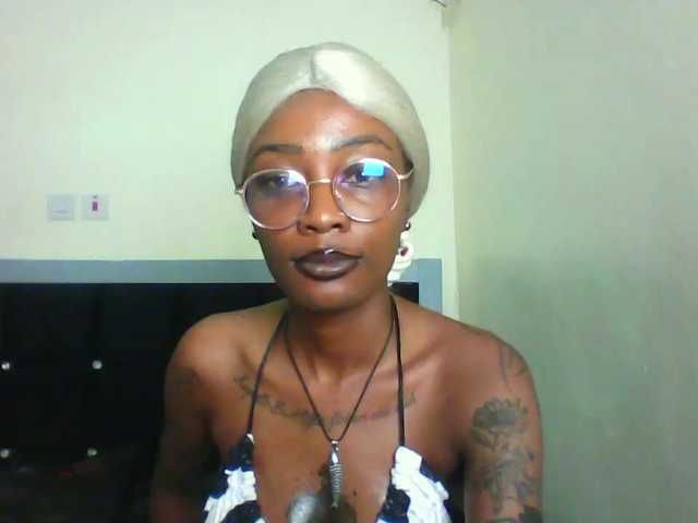 Calin33 live cam on BongaCams