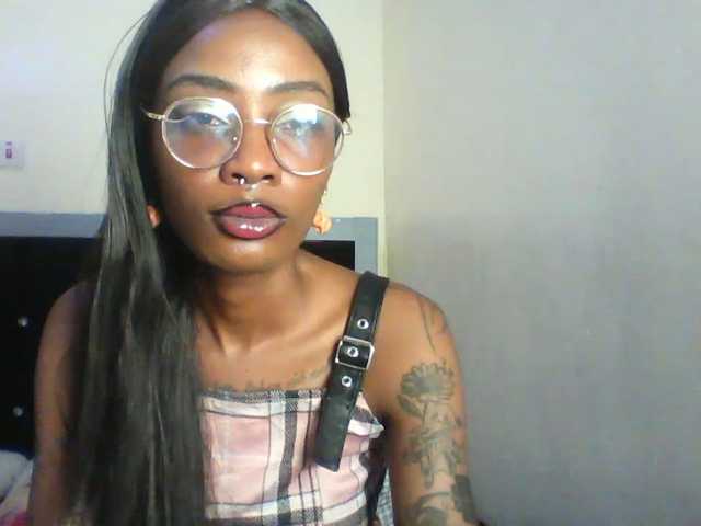 Calin33 live cam on BongaCams