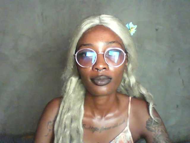 Calin33 live cam on BongaCams