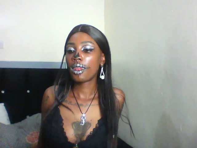 Calin33, live now on BongaCams