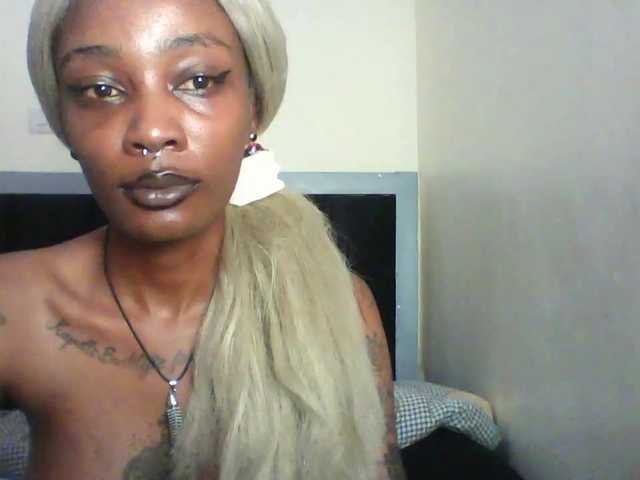 Calin33 live cam on BongaCams