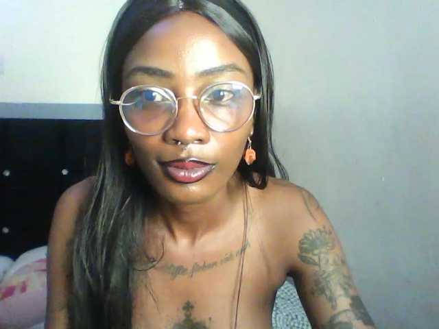 Calin33 live cam on BongaCams