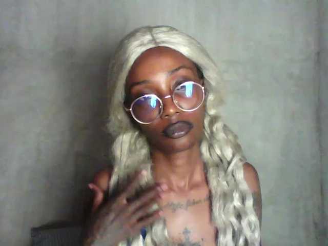 Calin33 live cam on BongaCams