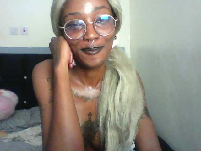 Calin33 live cam on BongaCams