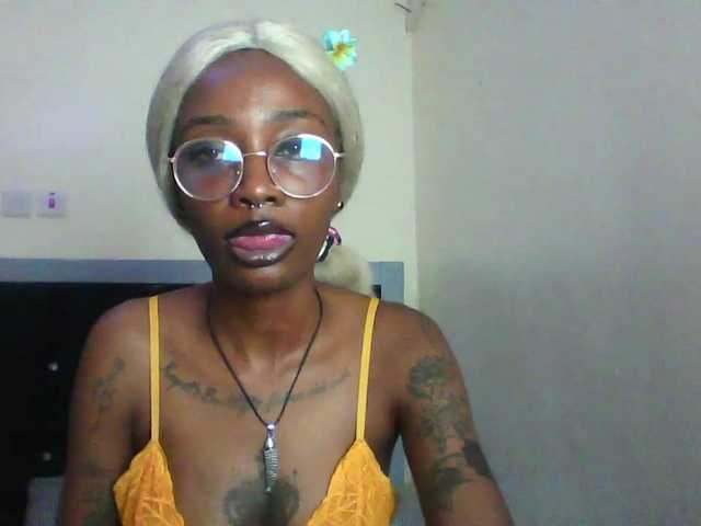Calin33 live webcam show