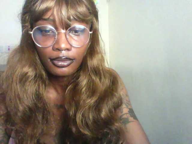 Calin33 live cam on BongaCams