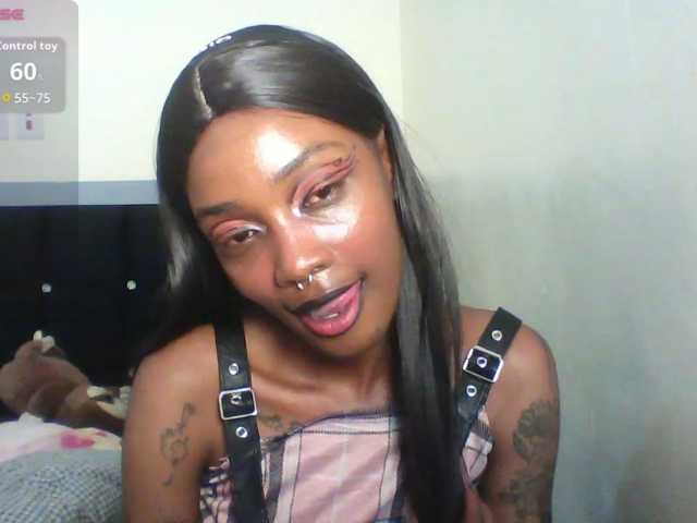 Calin33 live cam on BongaCams
