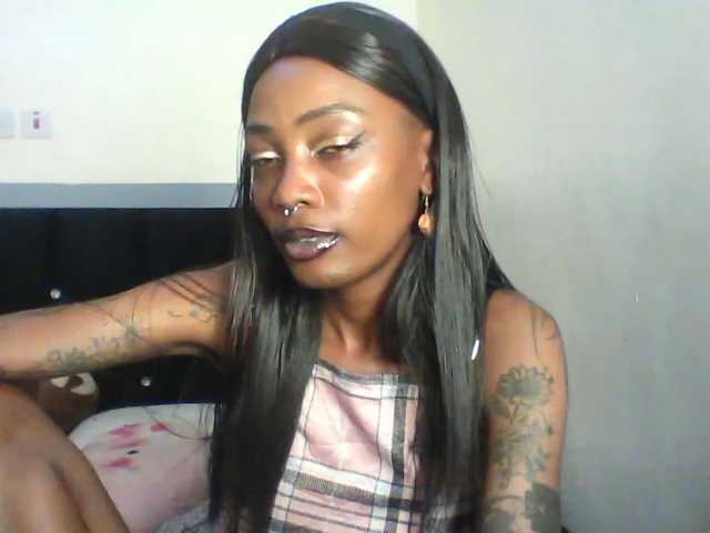 Calin33 live cam on BongaCams